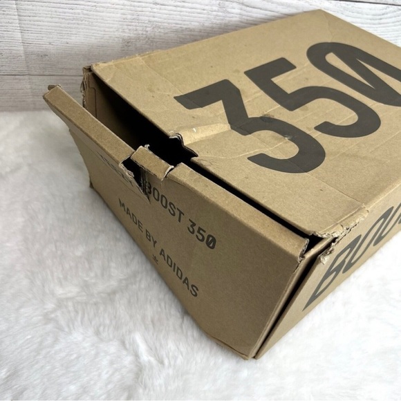 Yeezy Boost 350 V2 “Ash Pearl Size 9 - Picture 15 of 15